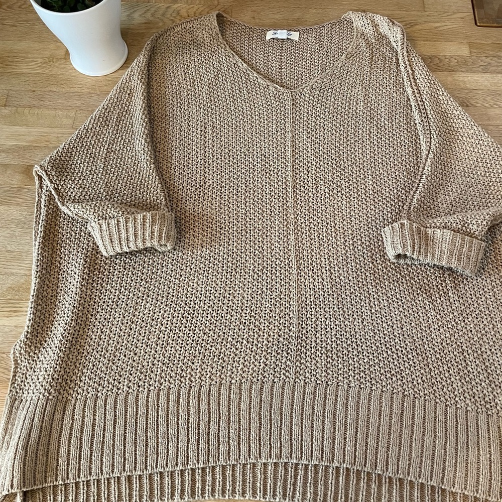 SHE & SKY Sweater (One Size)